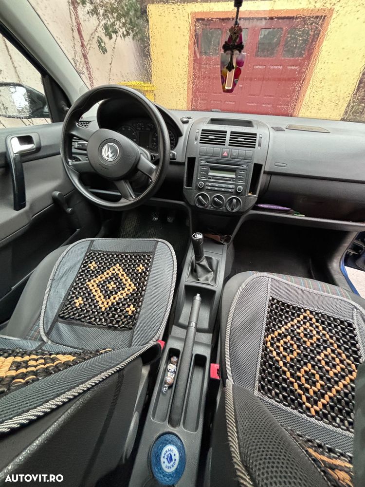 Volkswagen Polo - 3