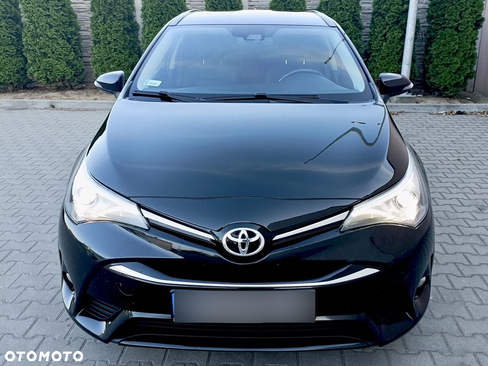 Toyota Avensis 1.8 Premium - 3