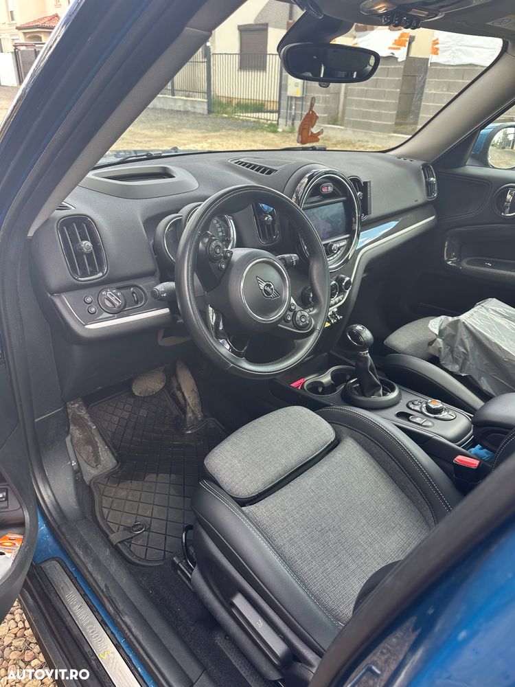 Mini Countryman - 12