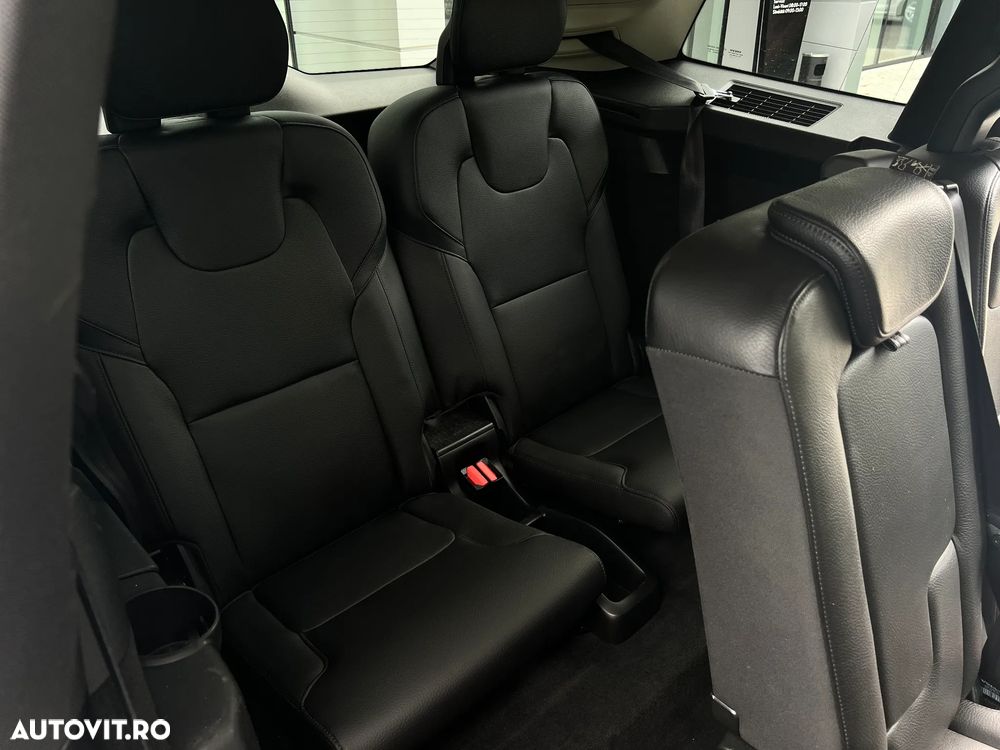 Volvo XC 90 - 13