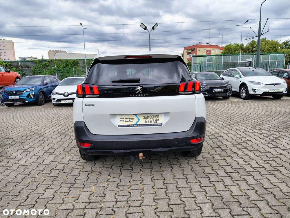 Peugeot 5008 - 7