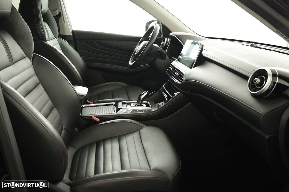 MG EHS 1.5 T-GDI Plug-in Hybrid Luxury - 22