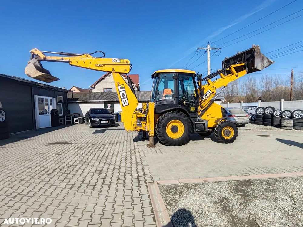 JCB 3CX - 11