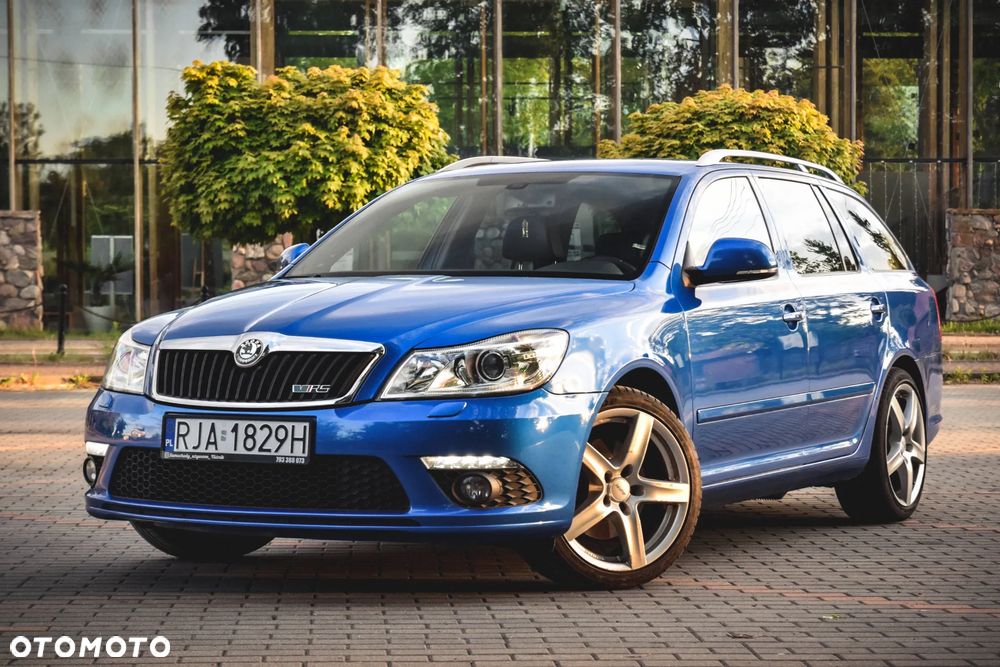 Skoda Octavia 2.0 TSI RS - 30