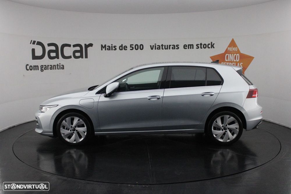 Volkswagen Golf 1.5 TSI e-Hybrid Style DSG — fotografia 4