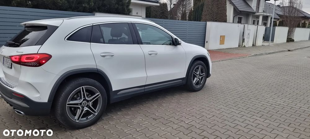 Mercedes-Benz GLA 250 4Matic 8G-DCT AMG Line Advanced Plus - 11