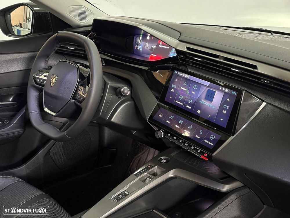 Peugeot 408 HYBRID 145 e-DSC6 Allure - 19