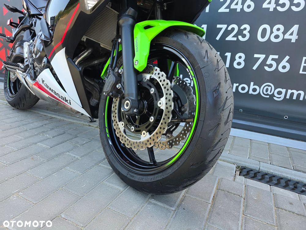Kawasaki Ninja - 26