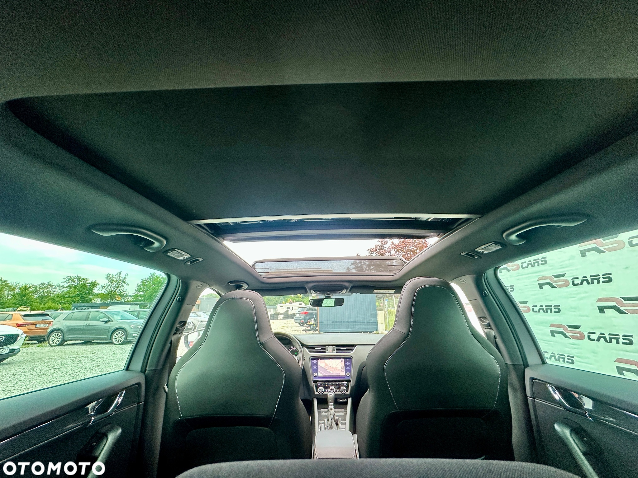 Skoda Octavia Combi 2.0 TDI DSG RS - 14