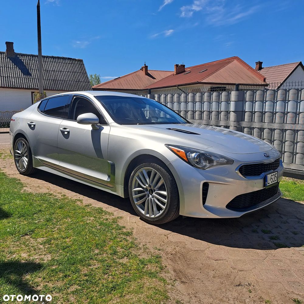 Kia Stinger 2.0 T-GDI GT Line - 1