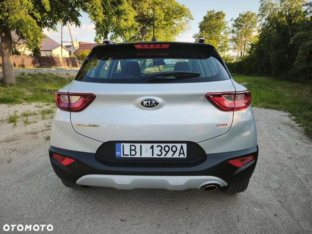 Kia Stonic - 4