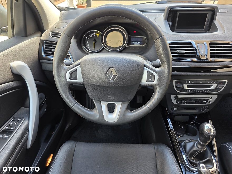 Renault Megane ENERGY TCe 115 Start & Stop Bose Edition - 22