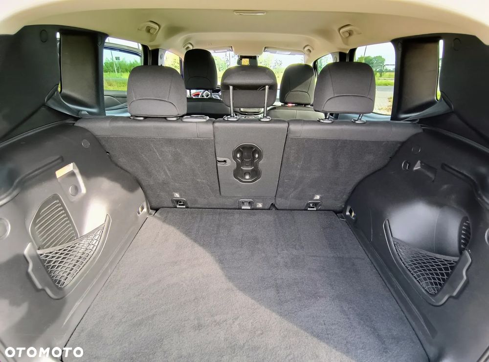 Jeep Renegade - 23