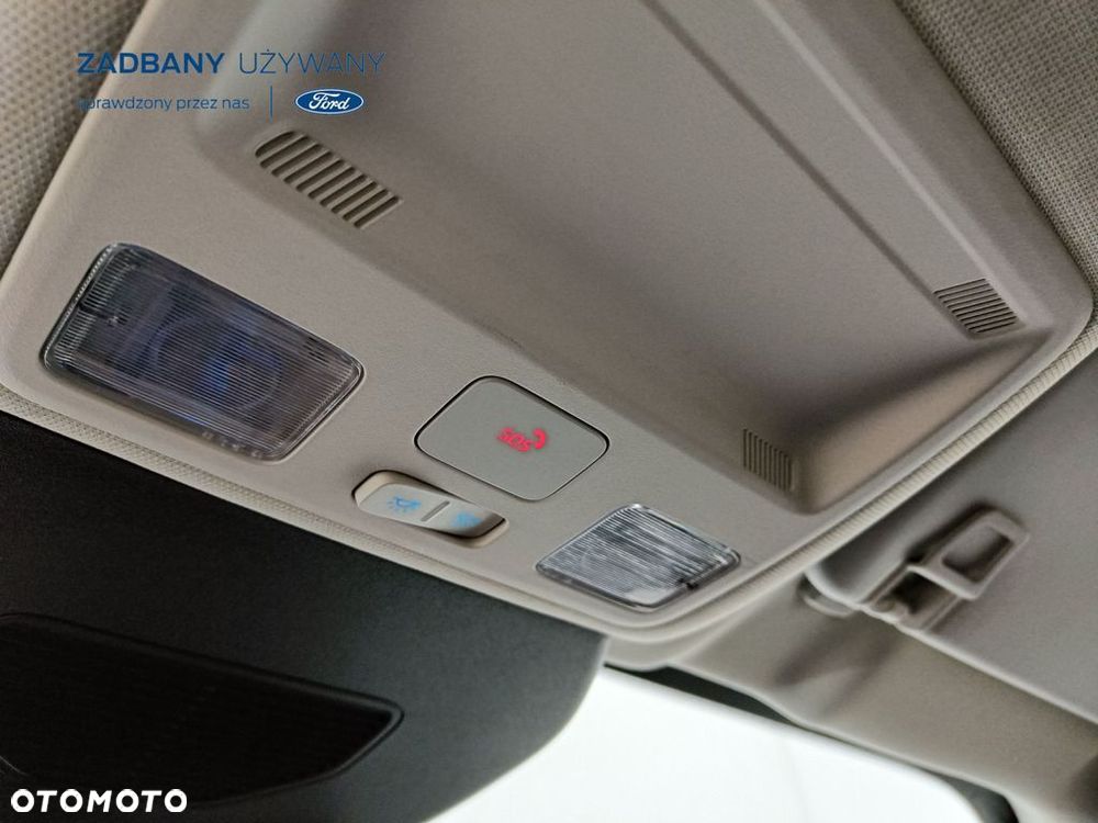 Ford Kuga 2.0 EcoBlue 4x4 TITANIUM X - 27