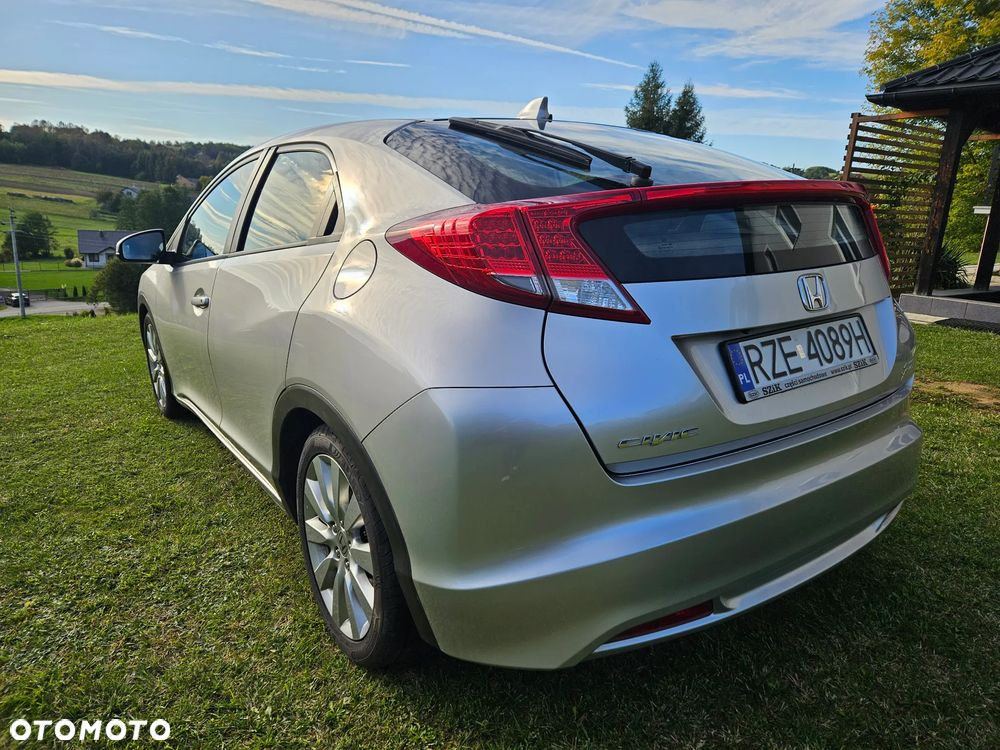 Honda Civic 1.4 i-VTEC Sport - 21