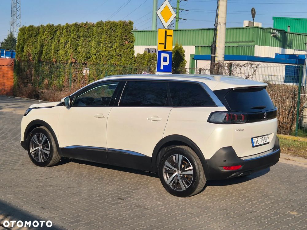 Peugeot 5008 - 12
