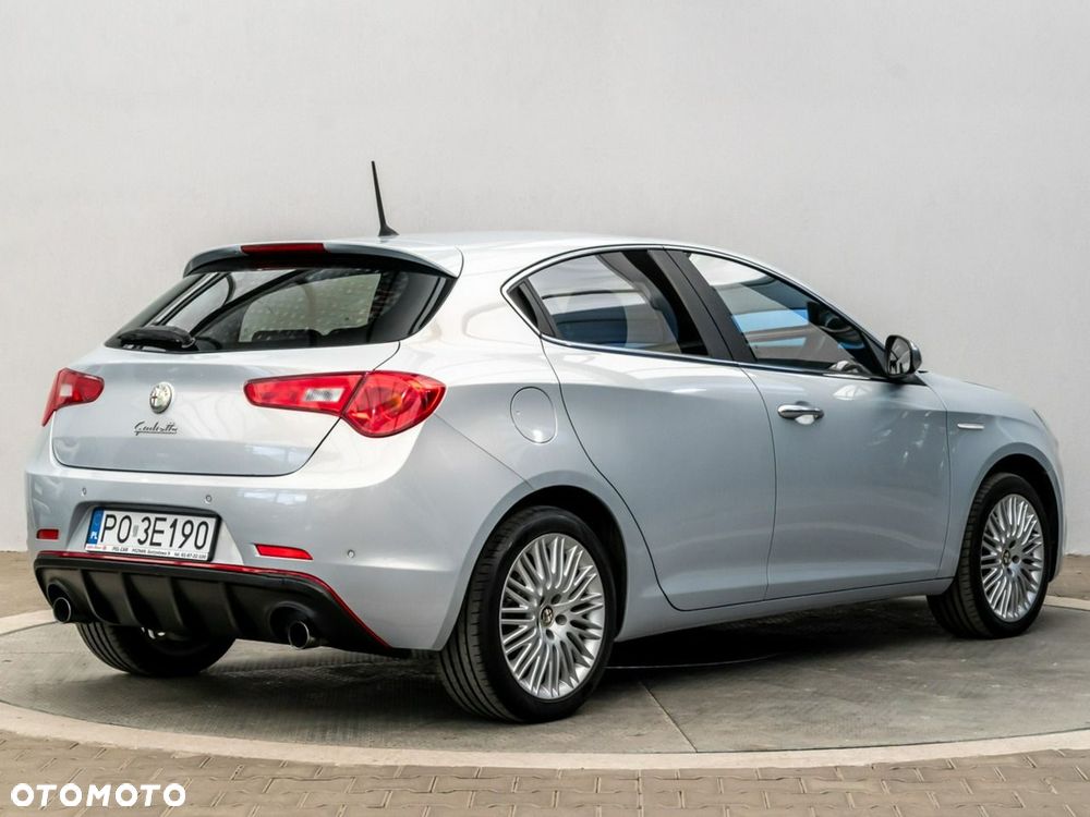 Alfa Romeo Giulietta 1.4 TB MultiAir Exclusive TCT - 3