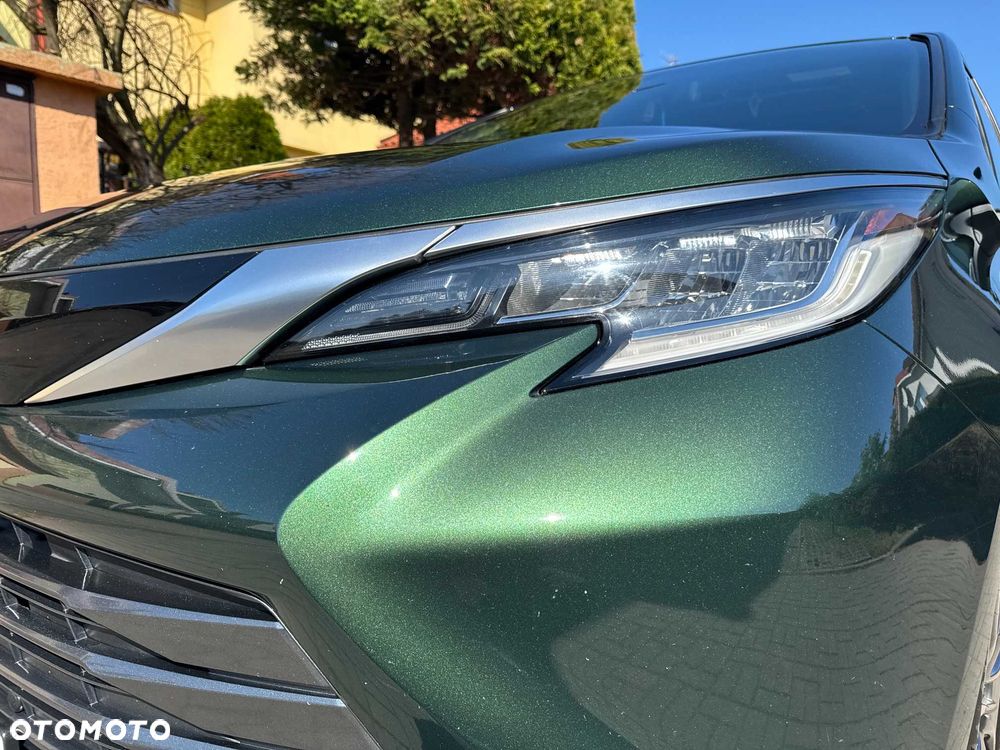 Toyota Sienna - 3