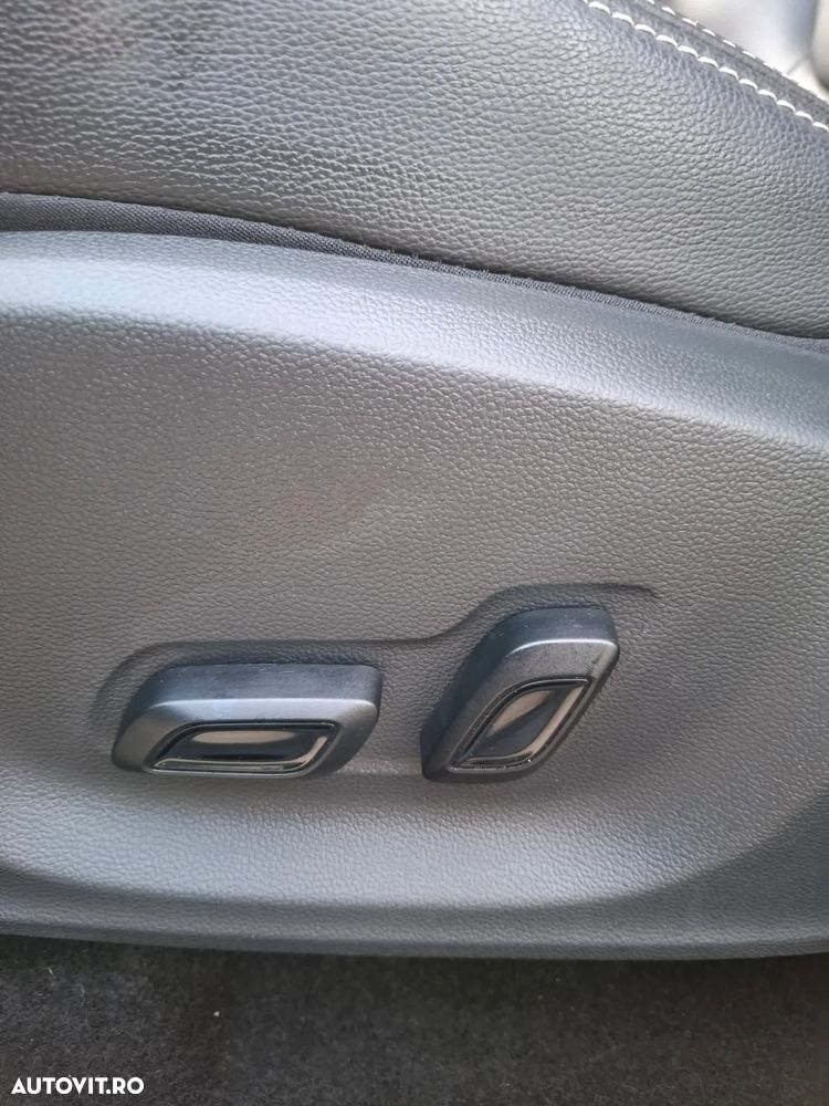 MG ZS EV Standard Luxury - 36