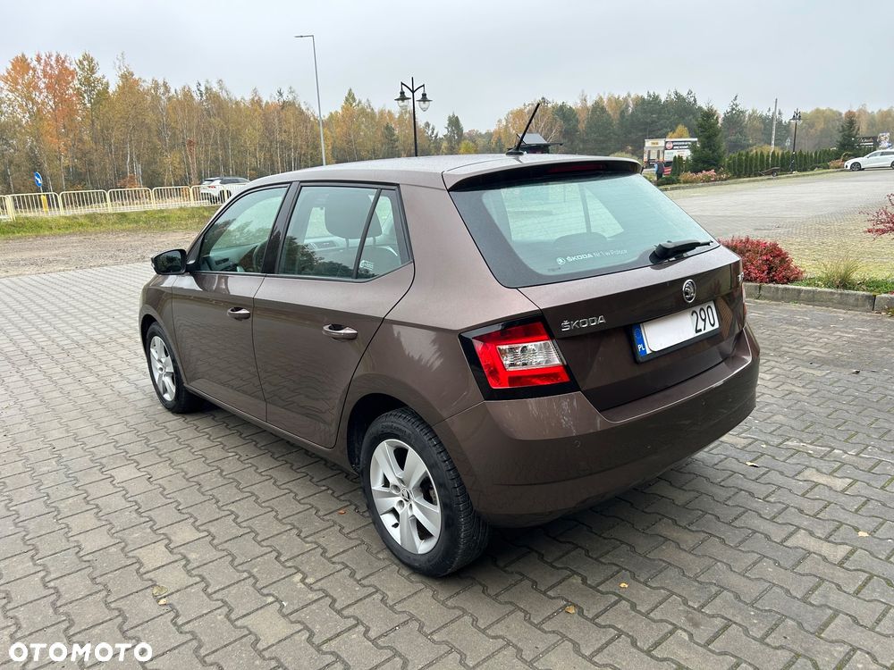 Skoda Fabia 2016 photo 4