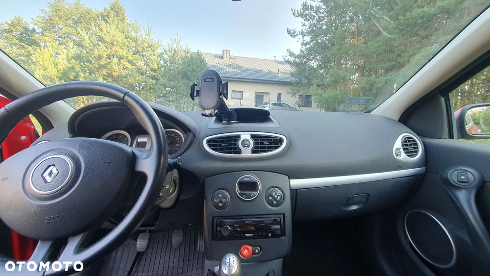 Renault Clio 1.6 16V Exception - 8