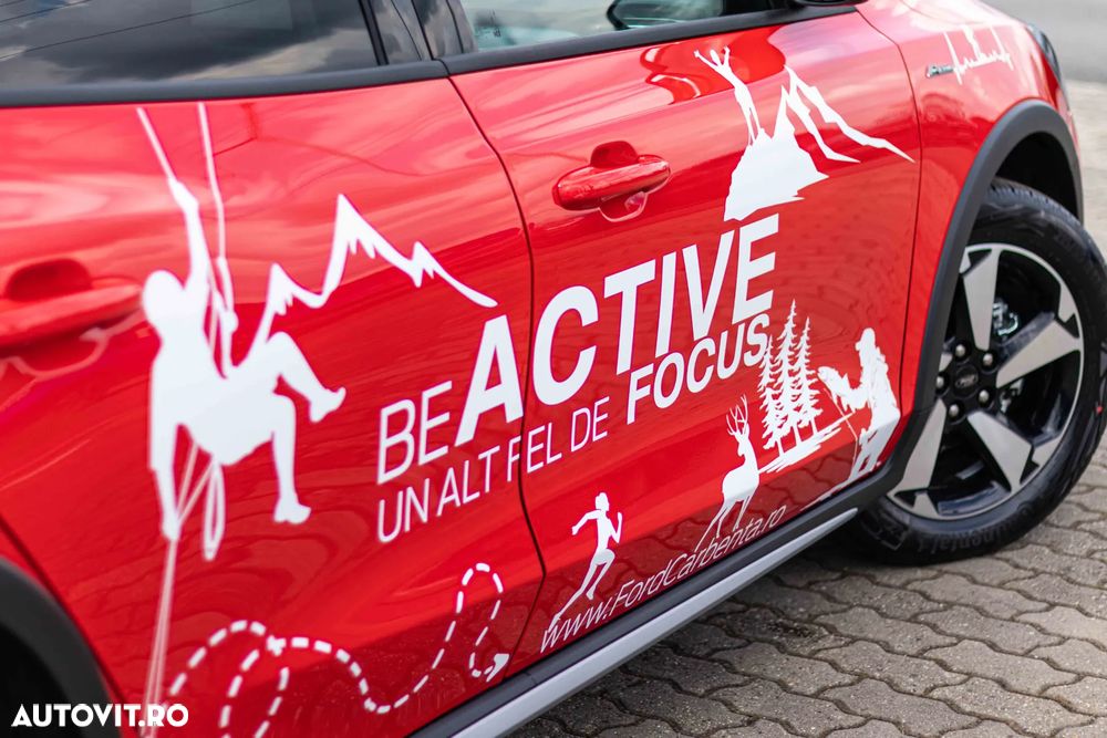 Ford Focus 1.0 EcoBoost 6MT MHEV Active X - 10