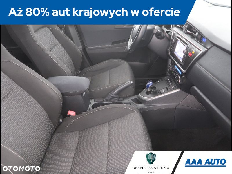 Toyota Auris - 10