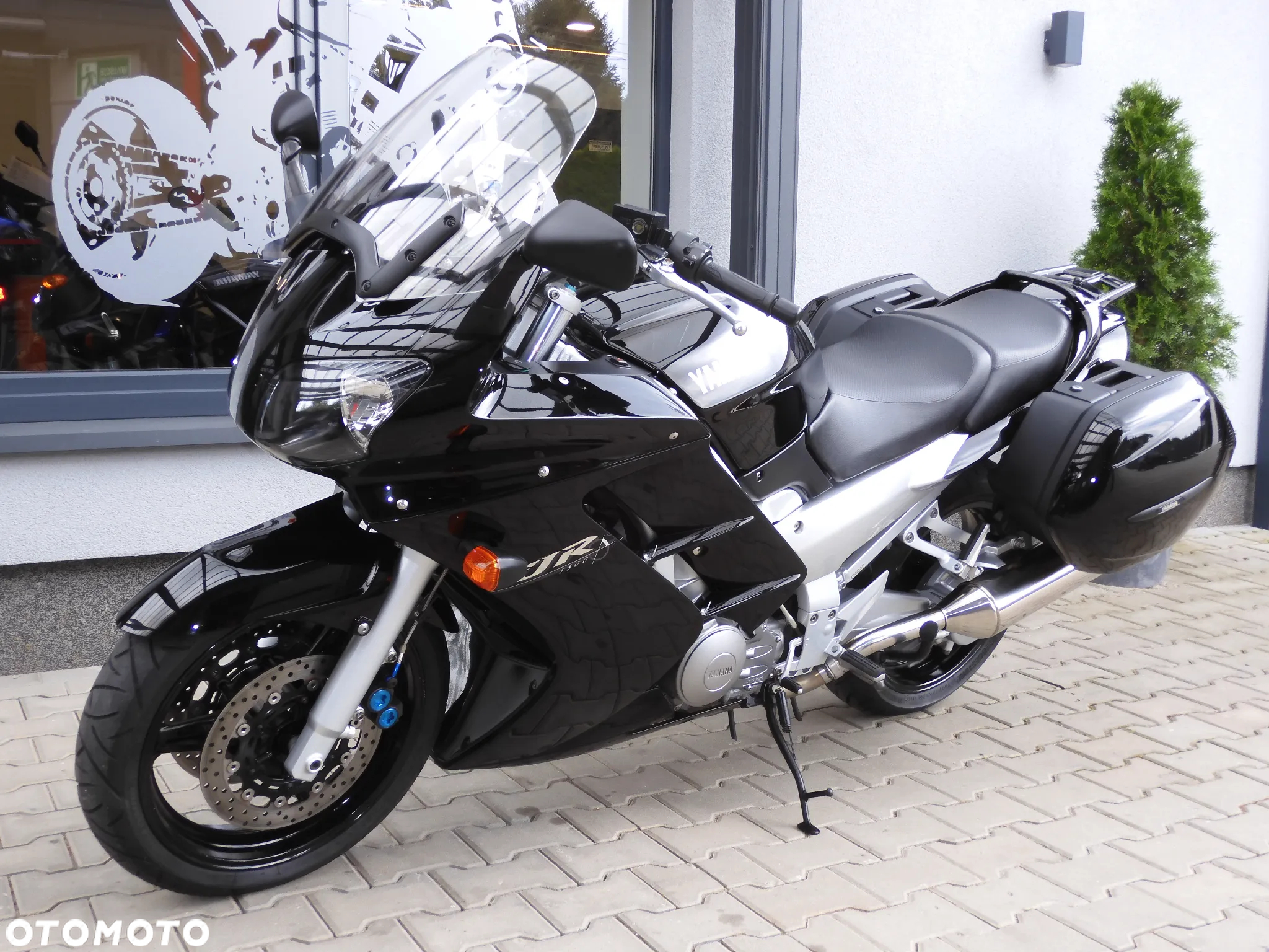 Yamaha FJR - 17