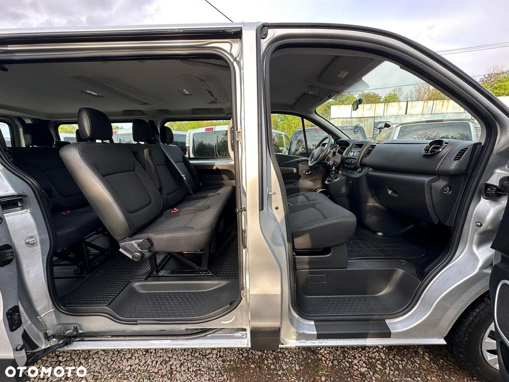 Opel Vivaro - 9