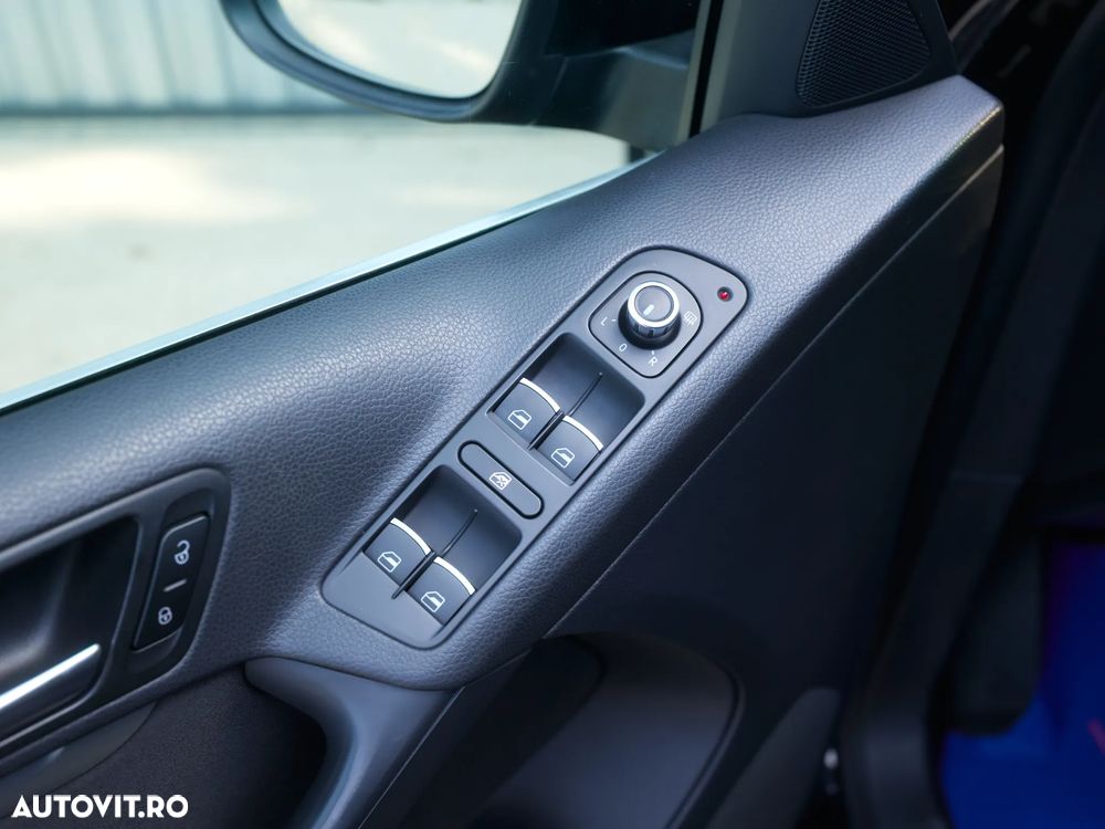Volkswagen Tiguan - 22