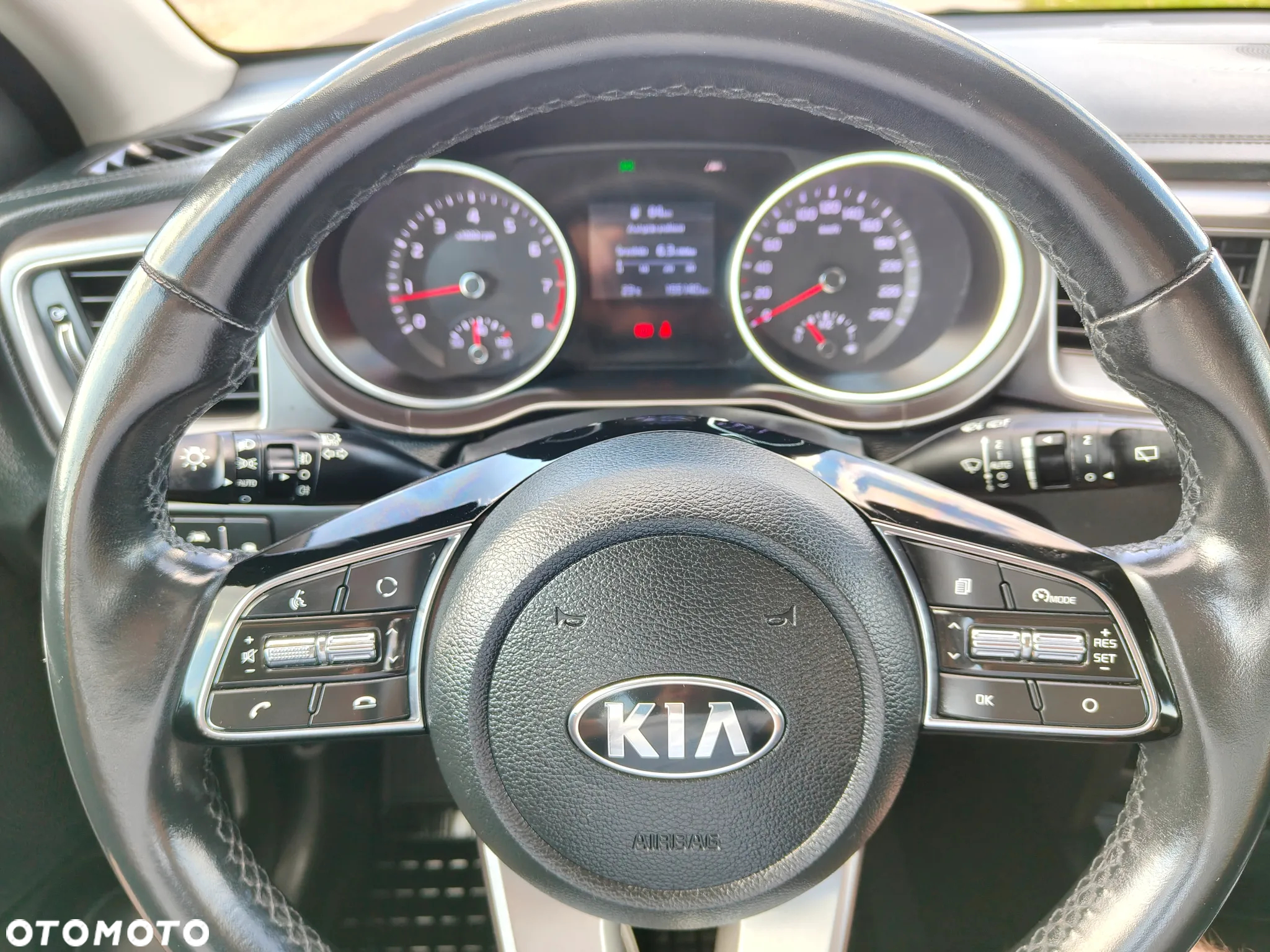 Kia Ceed 1.4 T-GDI L Business Line - 15