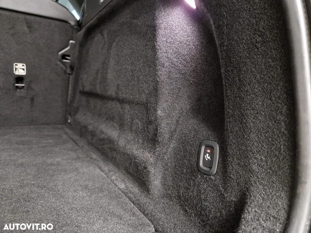 Volvo XC 60 B4 D Geartronic Inscription - 36