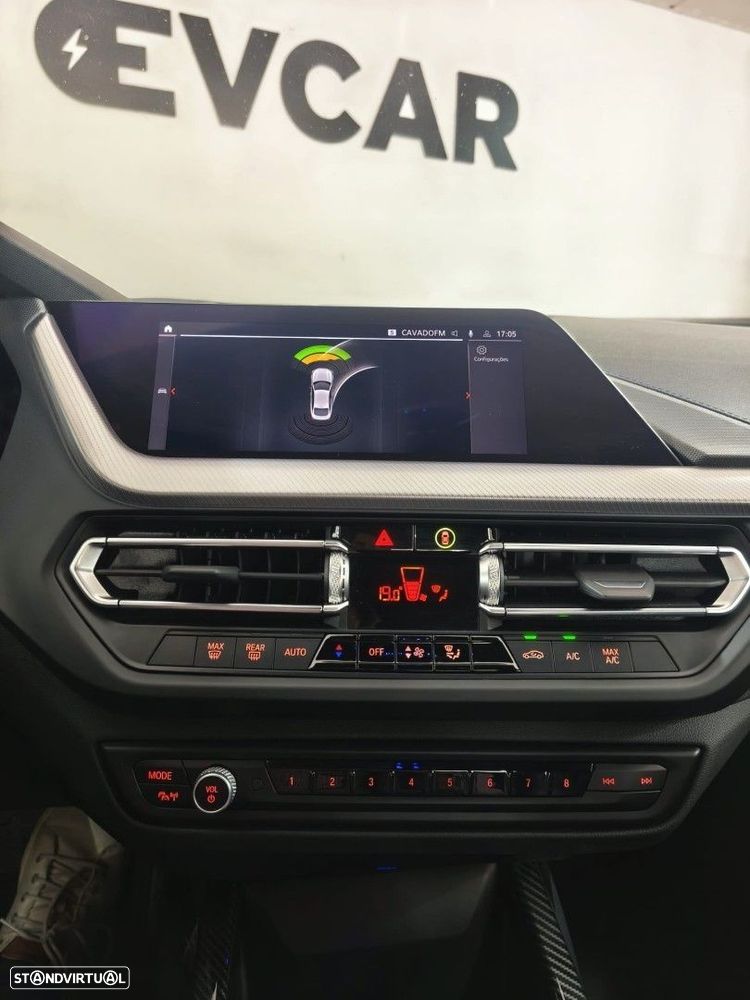 BMW 216 Gran Coupé d Pack Desportivo M - 21