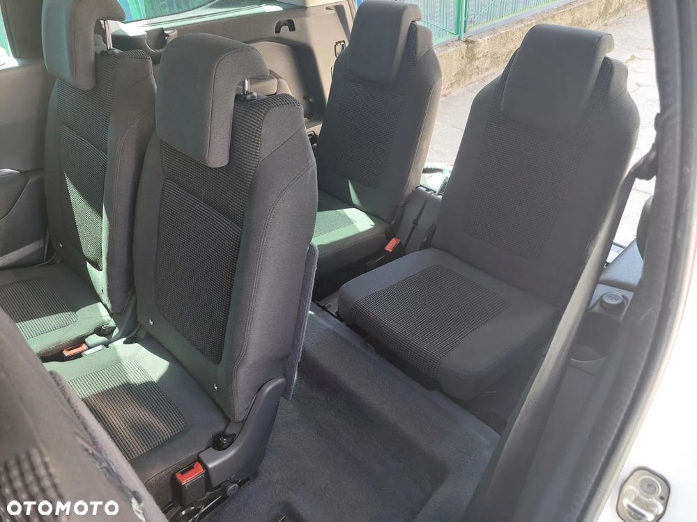 Peugeot 5008 1.6 BlueHDi Style 7os - 4