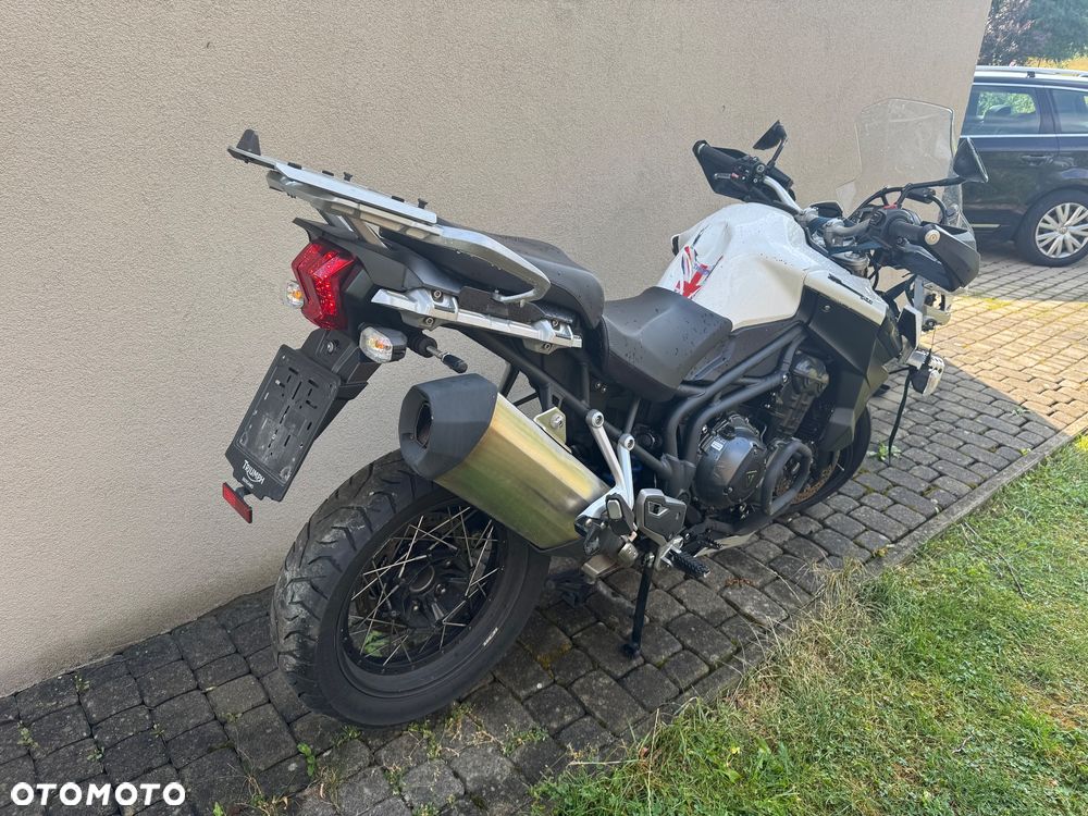 Triumph Tiger - 1