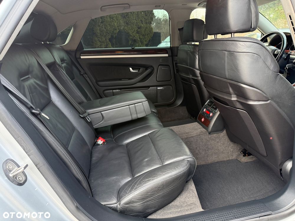 Audi A8 3.0 TDI DPF quattro Langversion - 30