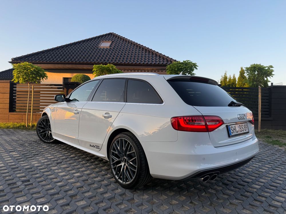 Audi A4 Avant 2.0 TDI DPF clean diesel S line Sportpaket - 4