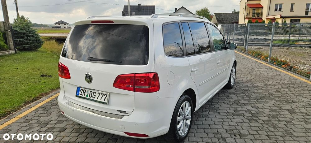 Volkswagen Touran 2.0 TDI DPF Highline DSG - 4
