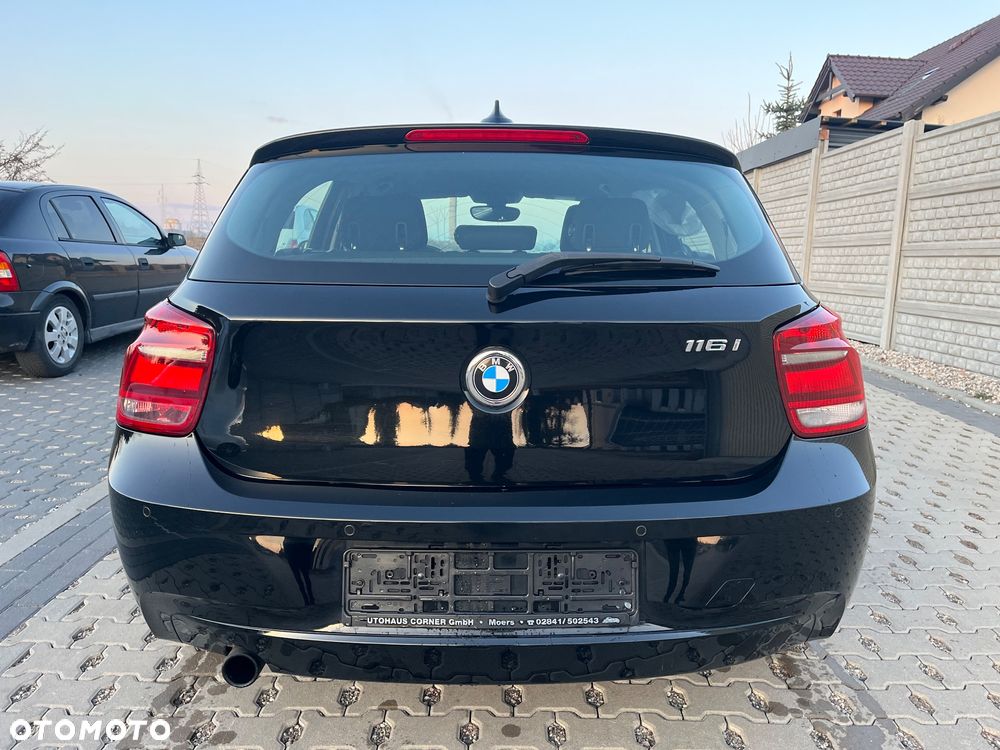 BMW Seria 1 116i - 6