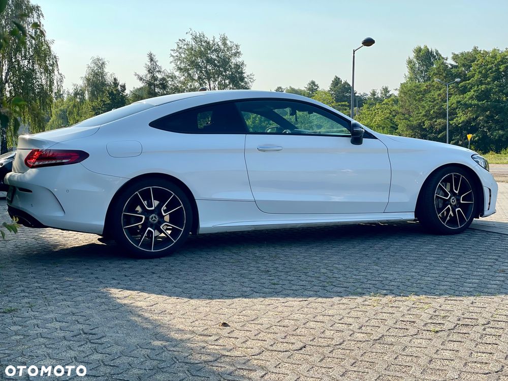 Mercedes-Benz Klasa C 300 9G-TRONIC - 7