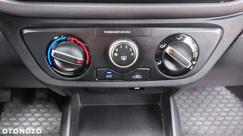 Hyundai i10 - 20