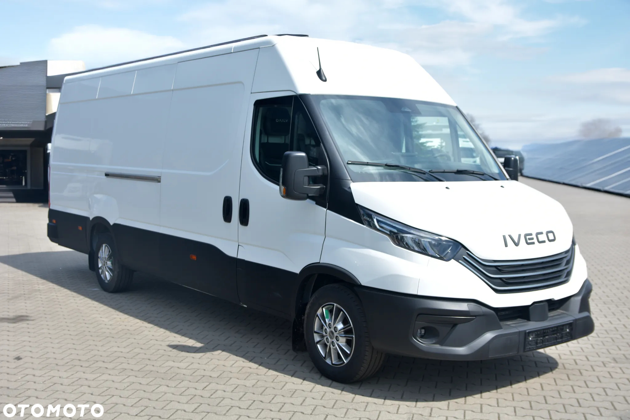 Iveco Daily 35S18 180KM 16m3 - 11