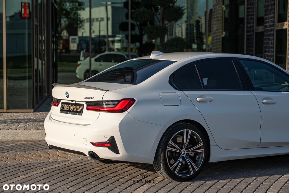 BMW Seria 3 - 16