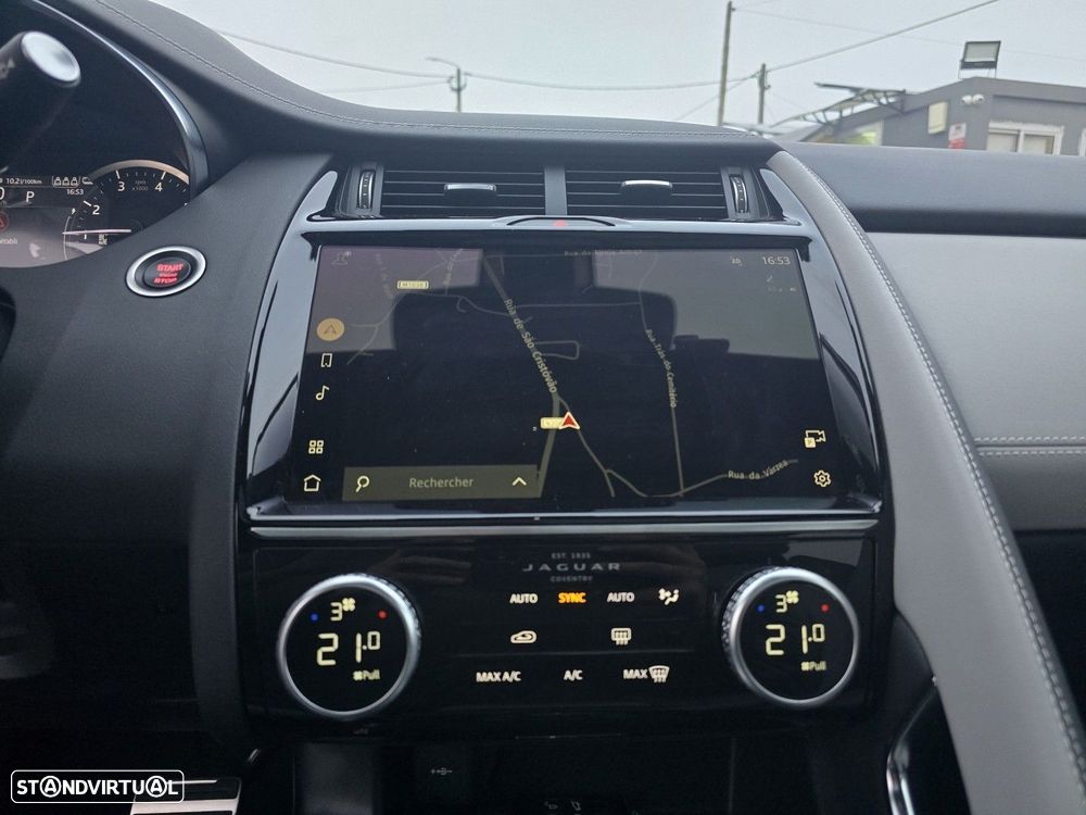 Jaguar E-Pace 1.5 P300e R-Dynamic SE AWD Aut. - 31