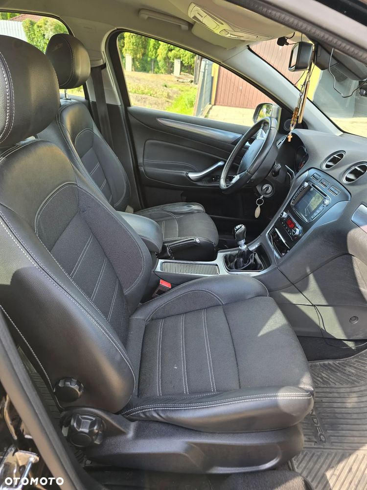 Ford Mondeo 2.0 T Trend - 10