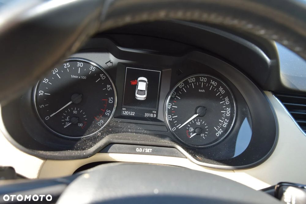 Skoda Octavia 2.0 TDI 4x4 Elegance DSG - 13