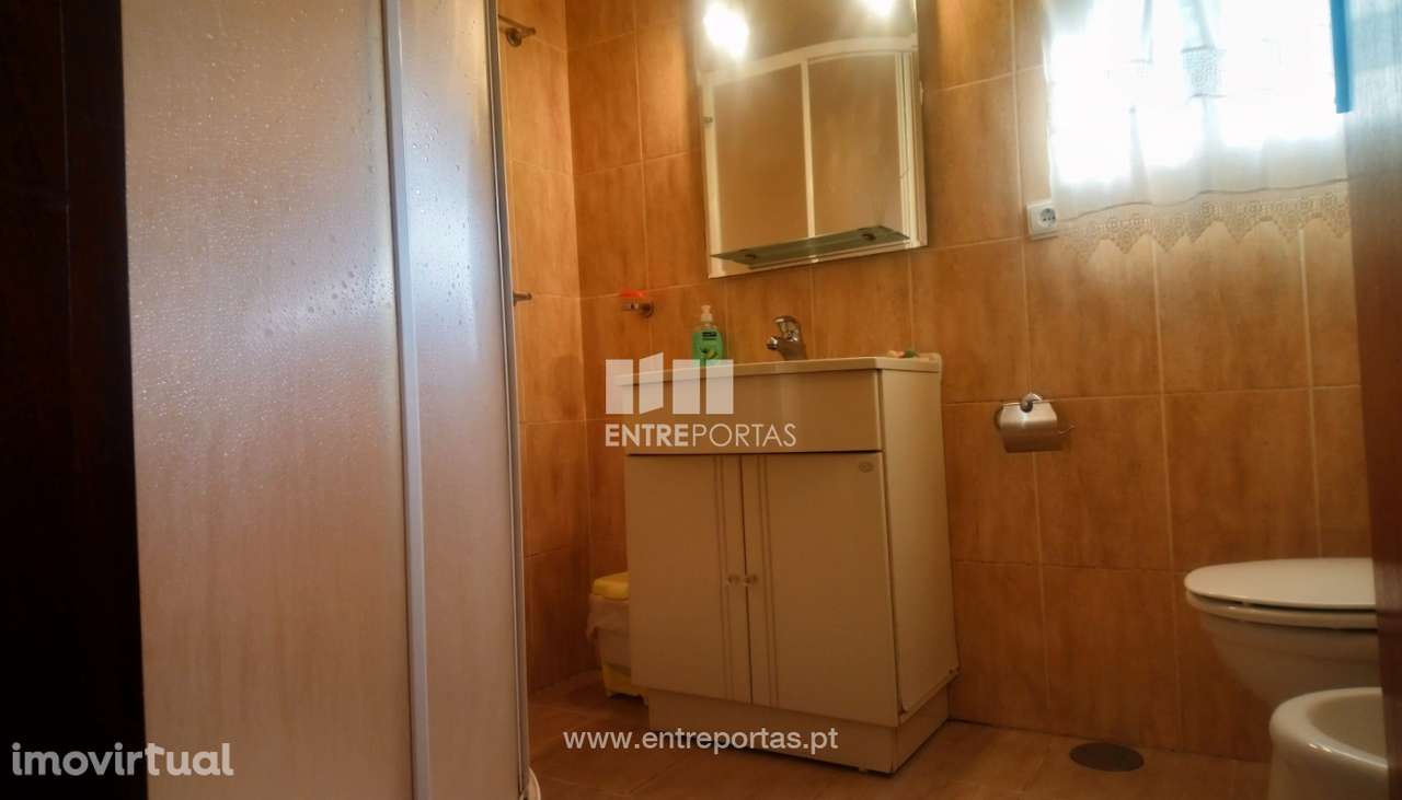 Venda Moradia V3 em Pedra, Santa Marinha do Zêzere, Baião - Grande imagem: 4/27