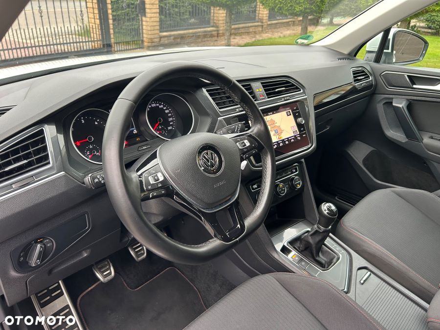 Volkswagen Tiguan 2.0 TDI SCR (BlueMotion Technology) Sound - 16