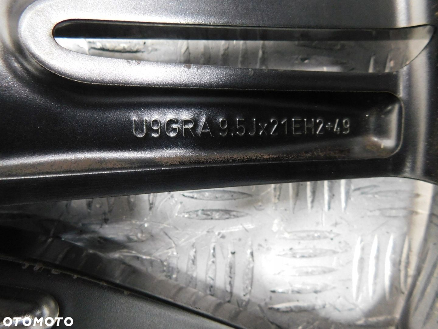 FELGI ALUMINIOWE 9,5Jx21 RANGE ROVER DISCOVERY V - 16