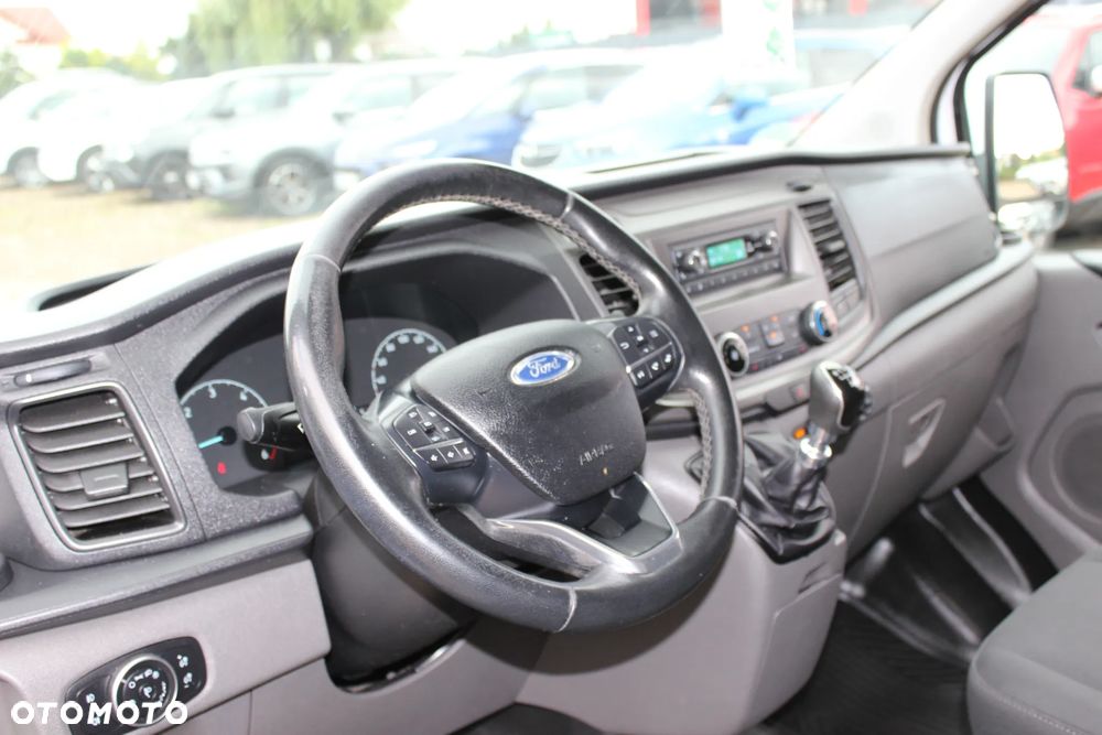 Ford TRANSIT CUSTOM - 10